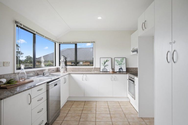 Photo of property in 19 Opawa Crescent, Favona, Auckland, 2024