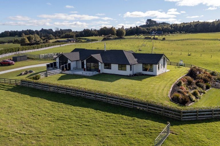 Photo of property in 66 Todd Duncan Drive, Hamurana, Rotorua, 3096