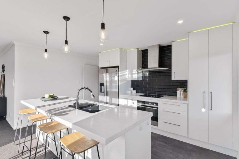 Photo of property in 1 Philippa Drive, Rolleston, 7615