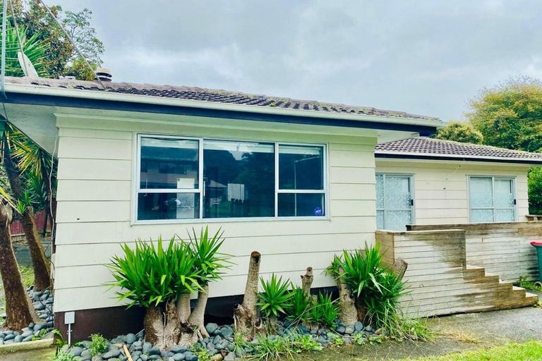 Photo of property in 3 Balmerino Avenue, Red Hill, Papakura, 2110