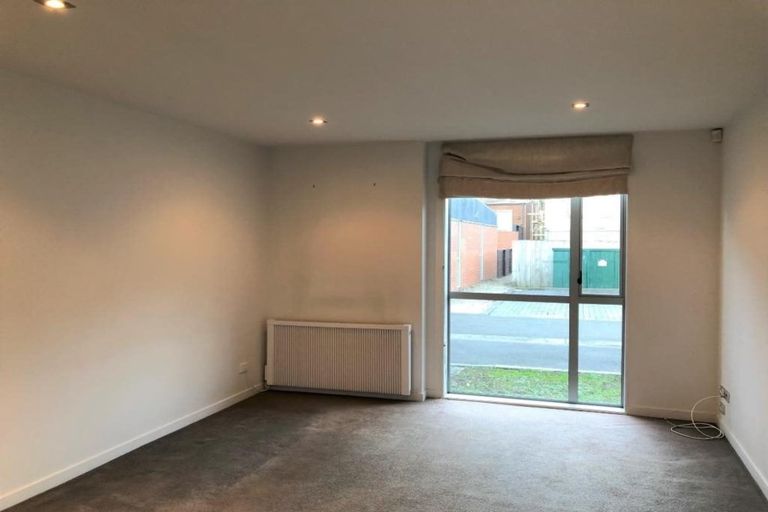 Photo of property in Altar Apartments, 31/120 Rintoul Street, Newtown, Wellington, 6021
