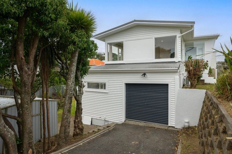 Photo of property in 2 Ironside Road, Johnsonville, Wellington, 6037