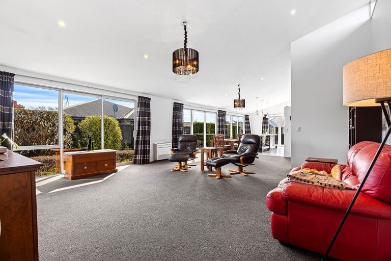 Photo of property in 22 Cole Porter Avenue, Mairehau, Christchurch, 8052