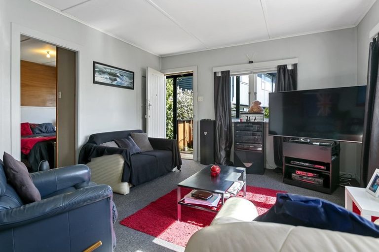 Photo of property in 44 Hinekura Avenue, Taupo, 3330