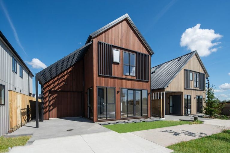 Photo of property in 4 Coopworth Street, Karaka, 2580