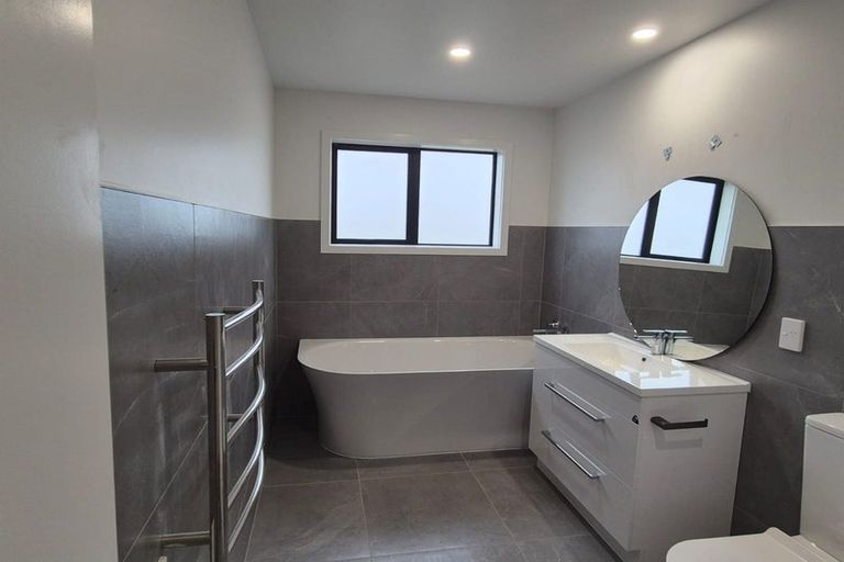 Photo of property in 8 Allan Avenue, Makauri, 4071