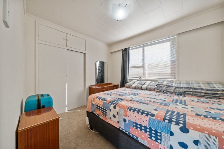 Photo of property in 28a Clemow Road, Fitzroy, New Plymouth, 4312