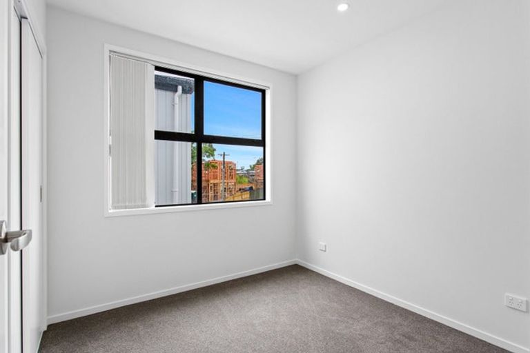 Photo of property in 1e Gloucester Road, Manurewa, Auckland, 2102