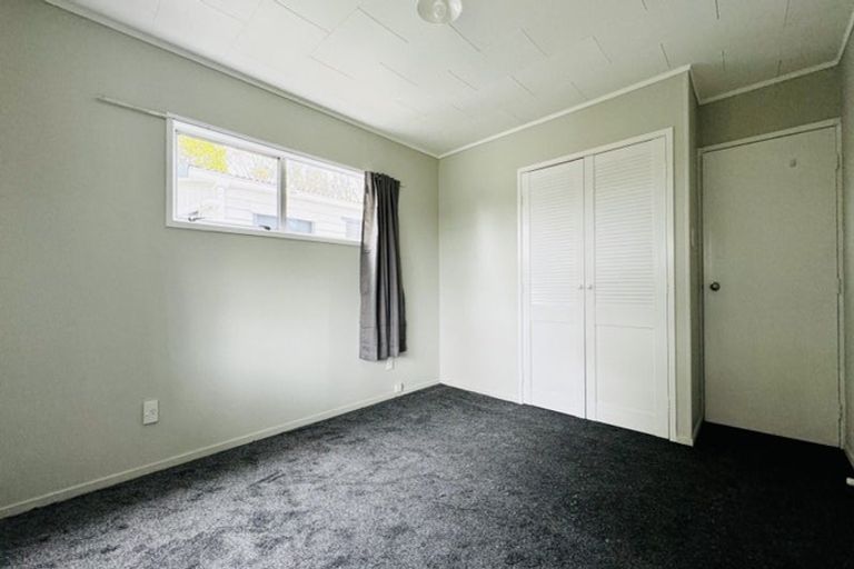 Photo of property in 52 Keegan Drive, Massey, Auckland, 0614