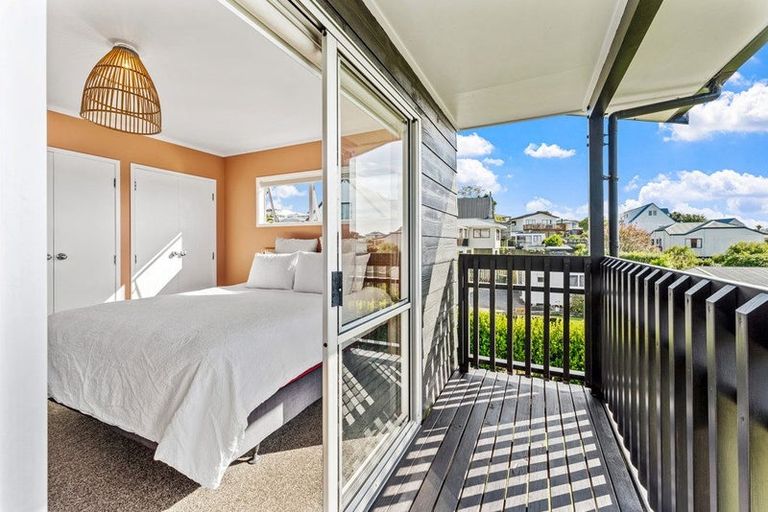 Photo of property in 10 Hinemoa Place, Snells Beach, 0920