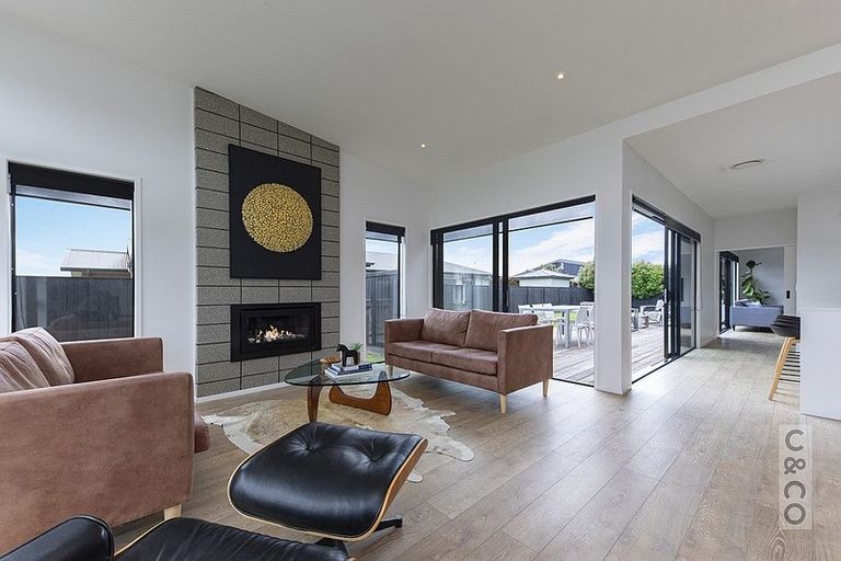 Photo of property in 19 Orchard Terrace, Riverhead, 0820