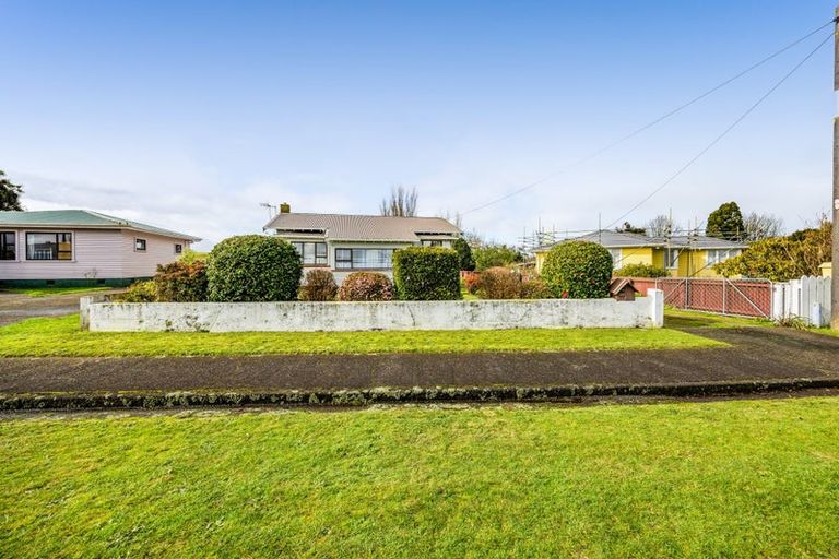 Photo of property in 86 Stanners Street, Eltham, 4322