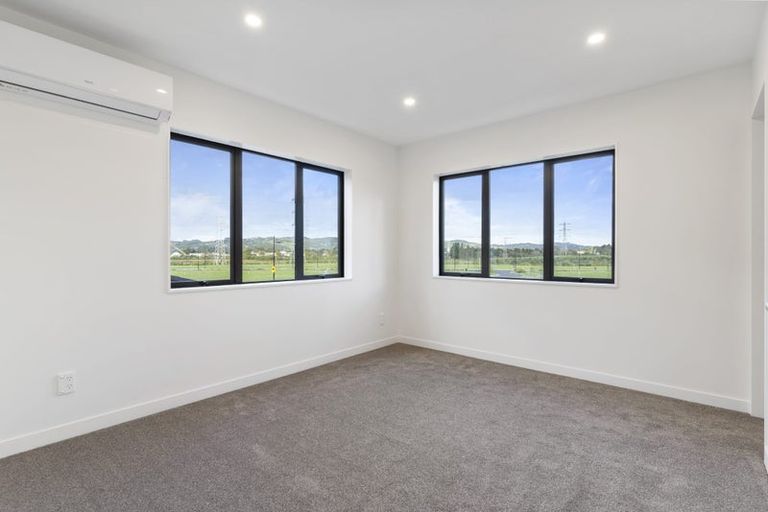 Photo of property in 80b Kahui Parade, Karaka, 2113