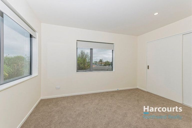 Photo of property in 31b Statesman Street, Henderson, Auckland, 0612