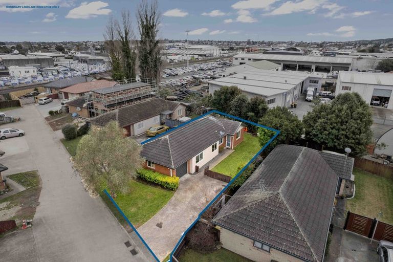 Photo of property in 10 Portrush Lane, Takanini, 2112