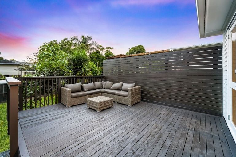 Photo of property in 15 Posa Avenue, Henderson, Auckland, 0612