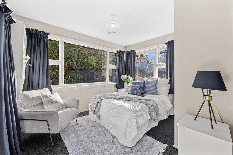 Photo of property in 2/4 Kyeburn Place, Avonhead, Christchurch, 8042