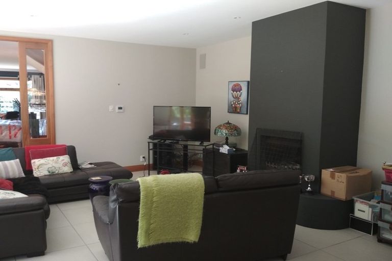 Photo of property in 30 Melksham Drive, Churton Park, Wellington, 6037