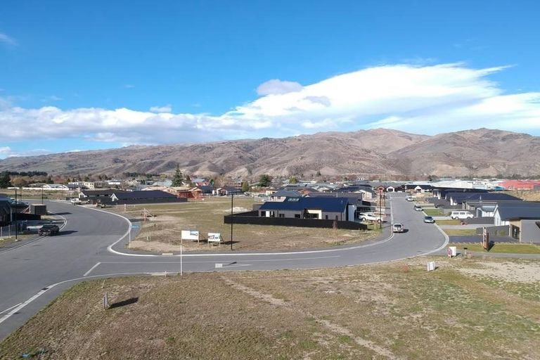 Photo of property in 1 Smitham Drive, Cromwell, 9310