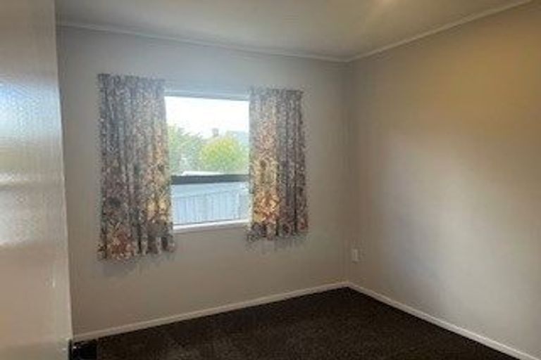 Photo of property in 40c/1 West Coast Road, Glen Eden, Auckland, 0602