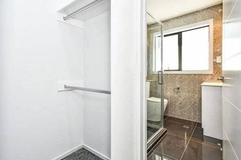 Photo of property in 125b Manuroa Road, Takanini, 2112