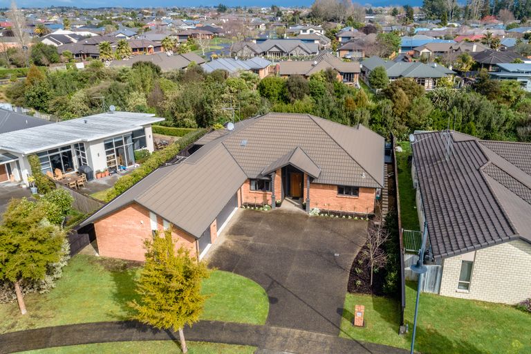 Photo of property in 7 Oldfield Court, Huntington, Hamilton, 3210