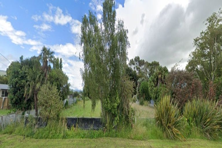 Photo of property in 9 Puketea Street, Tokomaru, Palmerston North, 4474
