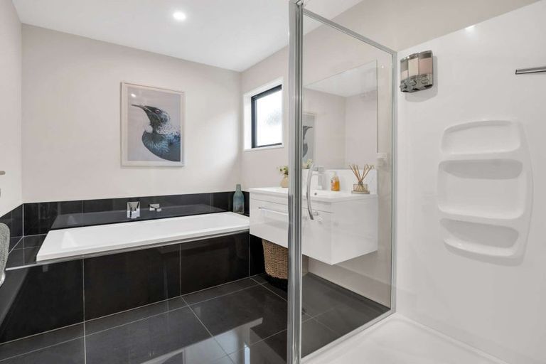 Photo of property in 99 Faringdon Boulevard, Rolleston, 7615