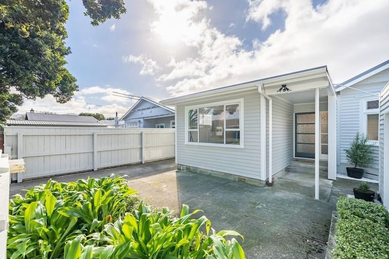 Photo of property in 3 Malone Road, Waterloo, Lower Hutt, 5011