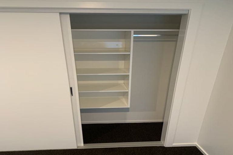 Photo of property in 642b Massey Road, Mangere, Auckland, 2022