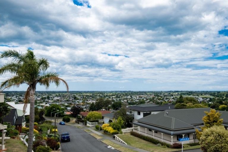 Photo of property in 84 Churchill Drive, Taradale, Napier, 4112