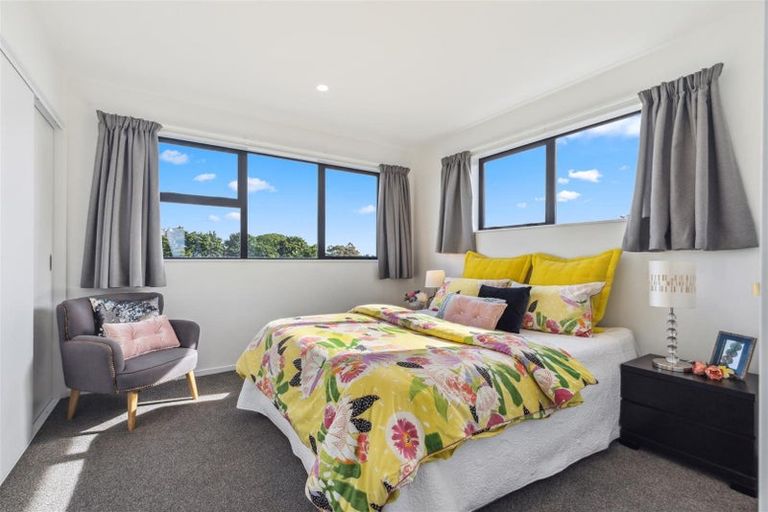 Photo of property in 91 Cambridge Terrace, Papatoetoe, Auckland, 2025