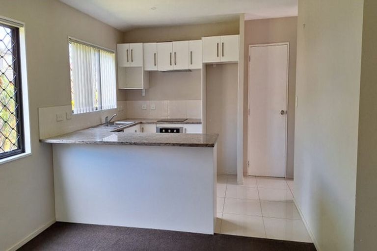 Photo of property in 5 Morewood Lane, Favona, Auckland, 2024