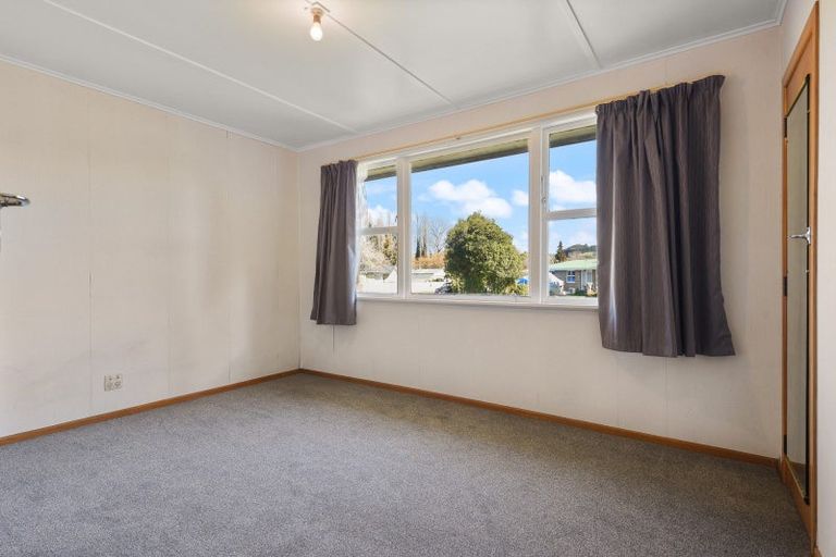 Photo of property in 13 Clyde Street, Utuhina, Rotorua, 3015