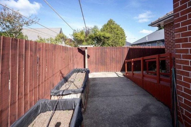 Photo of property in 1/216 Knowles Street, St Albans, Christchurch, 8052