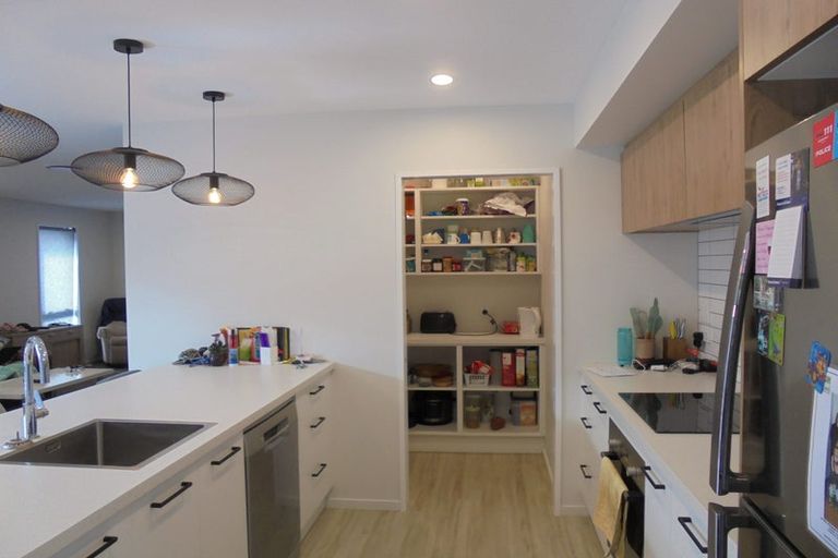 Photo of property in 5 Wykes Place, Amberley, 7410