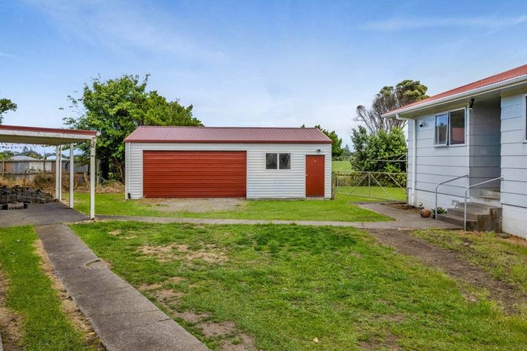 Photo of property in 9 Hughson Place, Opunake, 4616