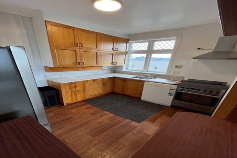 Photo of property in 35 Roxburgh Street, Mount Victoria, Wellington, 6011
