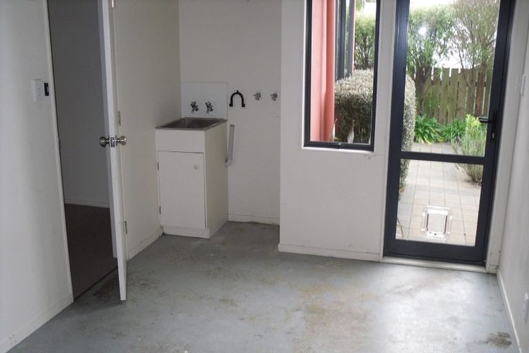 Photo of property in 6b Atamira Close, Churton Park, Wellington, 6037