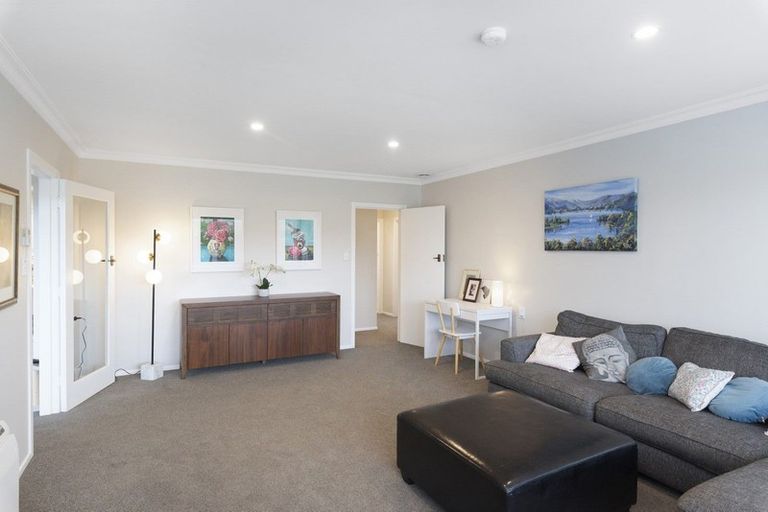Photo of property in 1a Leybourne Avenue, Waikanae, 5036