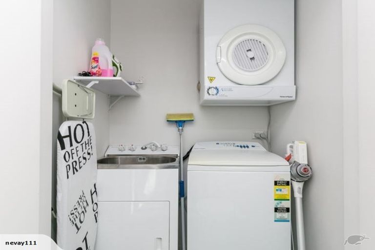 Photo of property in Miramar Villas, 12/6u Brussels Street, Miramar, Wellington, 6022