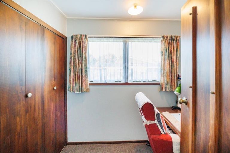 Photo of property in 12b Oxford Street, Marton, 4710