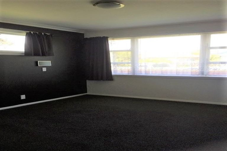 Photo of property in 11 George Street, Levin, 5510