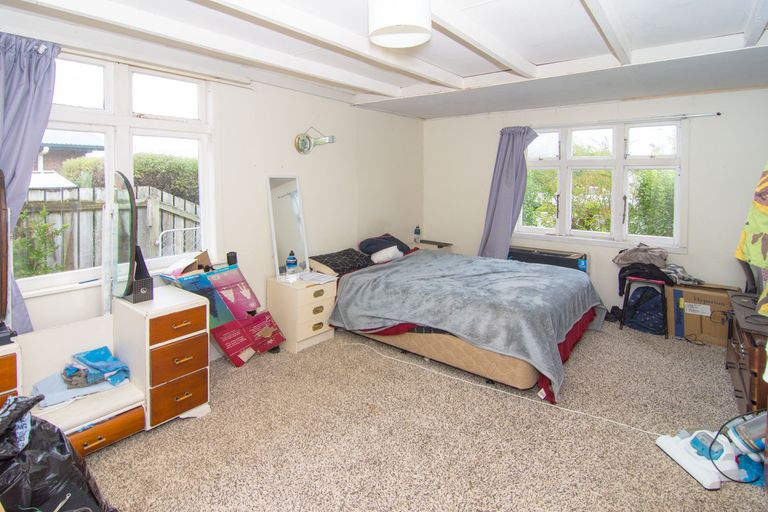 Photo of property in 30 Cambridge Terrace, Masterton, 5810