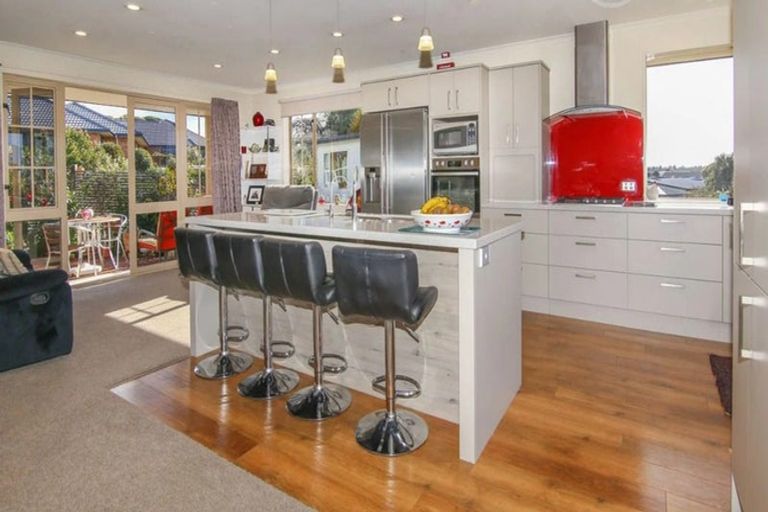 Photo of property in 10 Coutts Place, Mapua, 7005