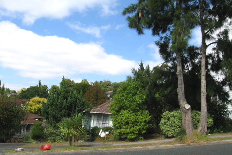 Photo of property in 88 John Downs Drive, Browns Bay, Auckland, 0630
