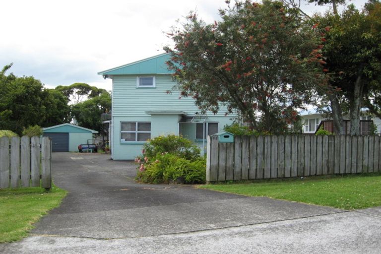 Photo of property in 62 Mcintyre Road, Mangere Bridge, Auckland, 2022