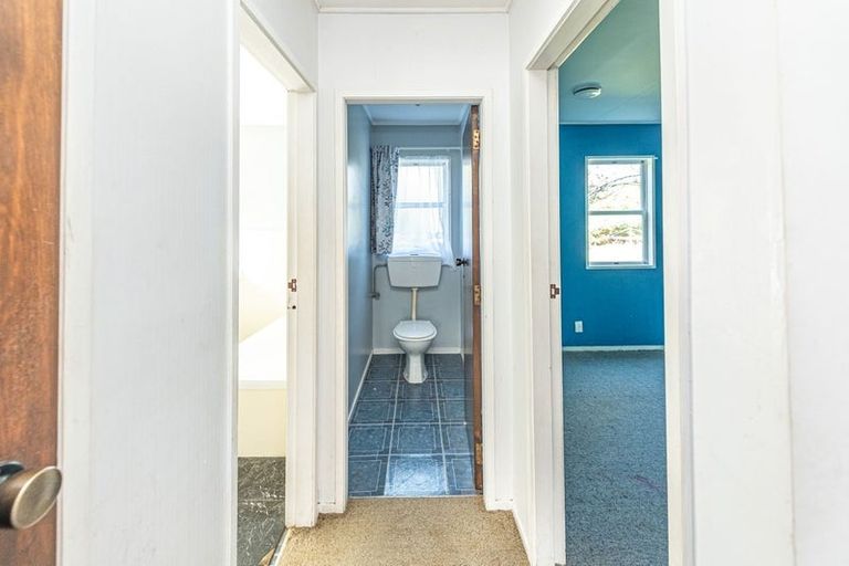 Photo of property in 22 Waitere Street, Marton, 4710