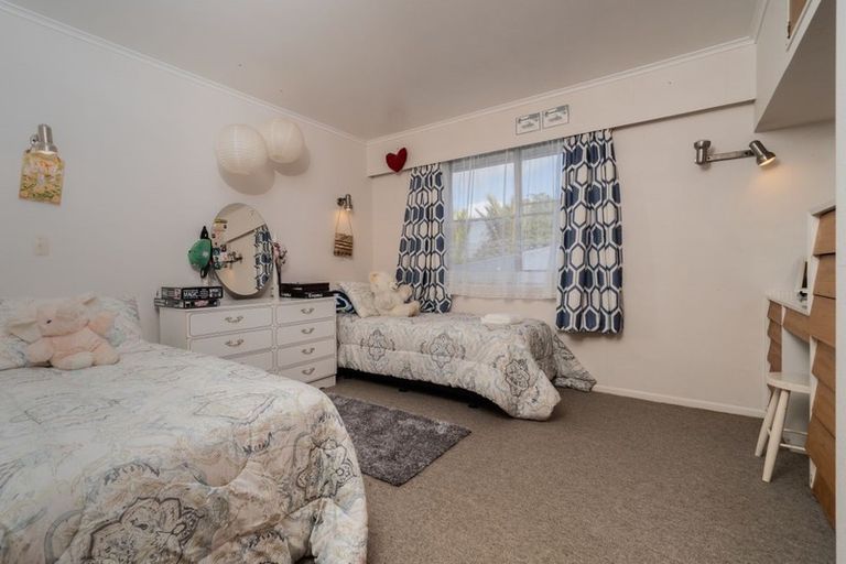 Photo of property in 15 Saint Johns Avenue, Tuakau, 2121