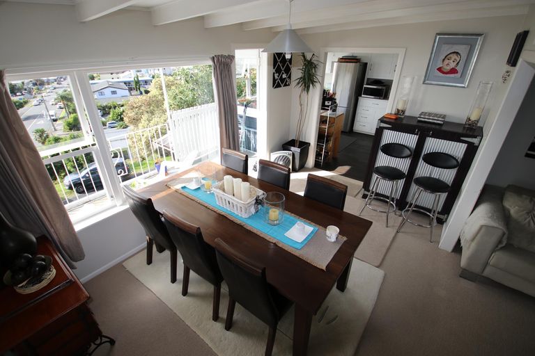 Photo of property in 10 Moana Avenue, Paihia, 0200